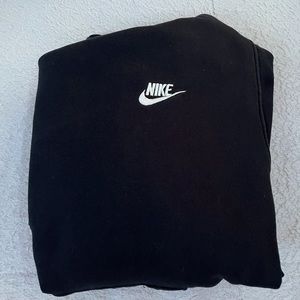 black nike hoodie